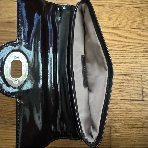 Ann Taylor Black and Tan Wristlet Clutch - Picture 13 of 16